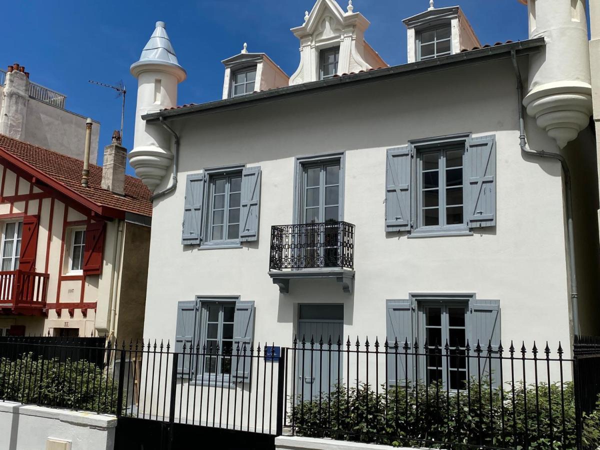 Les Tourelles Penzion Biarritz